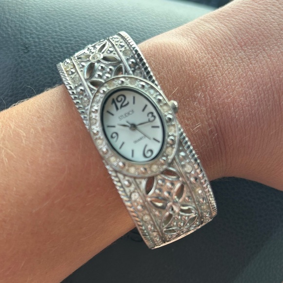 Vintage Accessories - Vintage Women’s Silver Watch Cuff Easy Off Studio Time Piece Stainless Steele